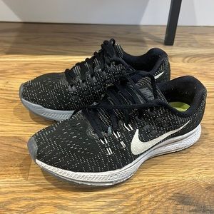 Nike Women’s running shoes size US 6